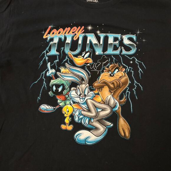 Looney tunes graphic tee - Picture 2 of 4